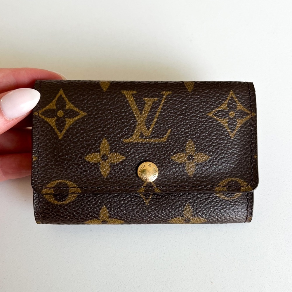 Louis Vuitton 6 Key Ring Holder Canvas LV Logo Vintage